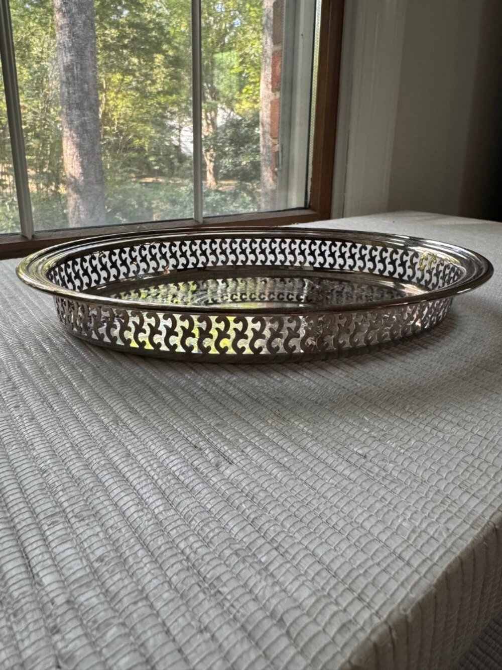 Vintage Oneida Silverplate Oval Tray — Pierced Scroll Border, Engraved Floral